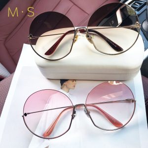 Female Sunglasses Brand Designer Sunglasses Plus Sun Glasses Fashion Women Luxury Decoration Classic Eyewear UV400