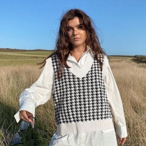 Oversized Fashion Women Knit Vest Sweater Houndstooth Print Loose V-Neck Sleeveless Side Vents Chic Tops Waistcoat Female Autumn