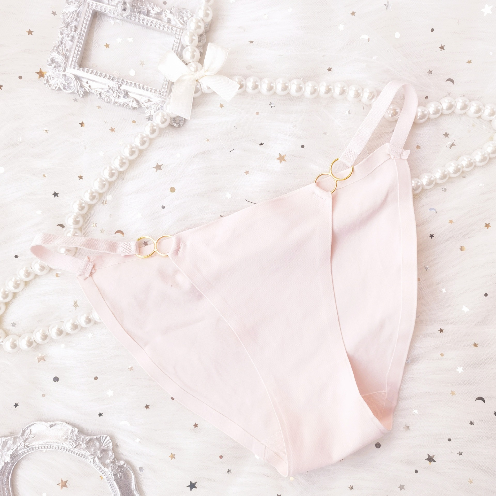 Sexy Underpants Women's Metal Bikini Thin Belt Milk Silk One Belt Underpants Ice Silk Low Waist Briefs - Image 4